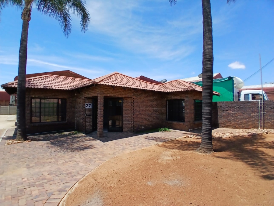 Commercial Property for Sale in Rustenburg North North West